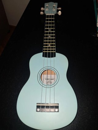 Ukelele Monkey Loop Azul Claro