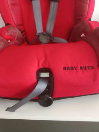 Silla de coche infantil Baby Auto roja