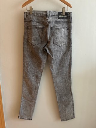 Pantalón vaquero slim fit gris