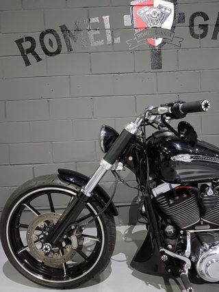 Harley-Davidson Breakout
