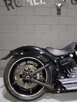 Harley-Davidson Breakout