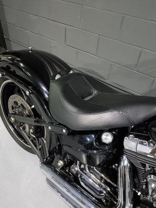 Harley-Davidson Breakout