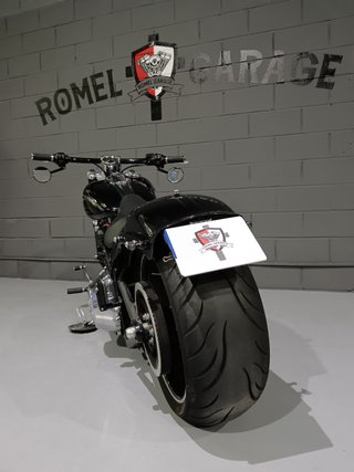 Harley-Davidson Breakout