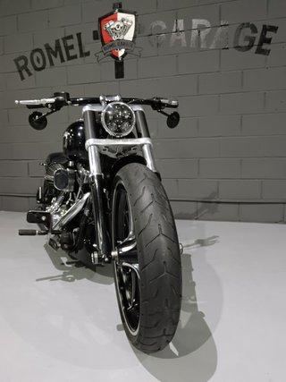 Harley-Davidson Breakout