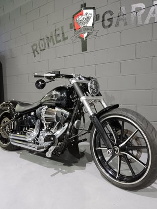 Harley-Davidson Breakout