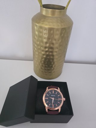 Reloj Esferico Cuarzo Correa Marrón y Dorado