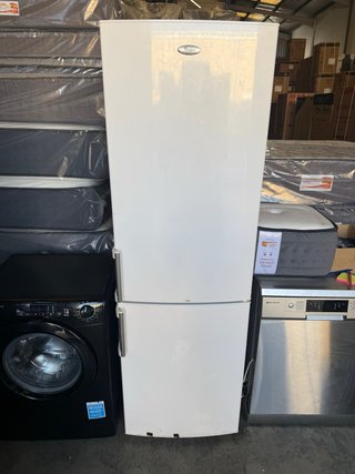 Frigorífico Blanco Whirlpool con Congelador
