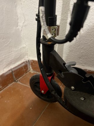 Patinete Eléctrico Plegable Negro/Rojo