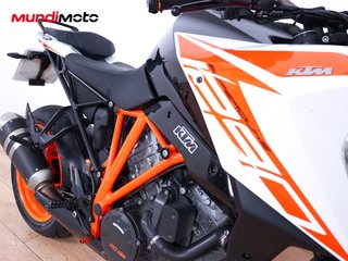 KTM 1290 SUPER DUKE GT ABS