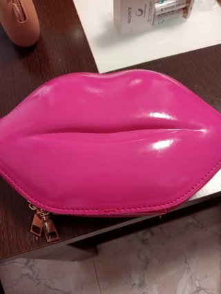 Neceser labios rosa