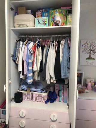 Dormitorio juvenil niña armario y comoda !! Urge