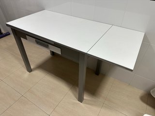 Mesa extensible de cocina
