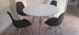 Muebles, colchón, somier 90, mesas,sillas, mueb tv