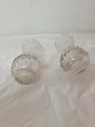 Juego de 2 jarrones de cristal tallado