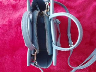 Bolso de mano y hombro azul