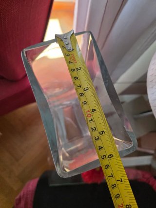 Jarrón de cristal transparente