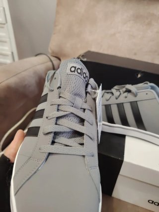 Scarpe nuove Adidas  Grigie Nuove Tg 44.5