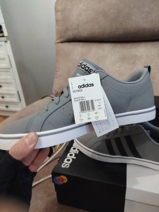 Scarpe nuove Adidas  Grigie Nuove Tg 44.5