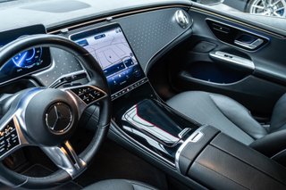 MERCEDES-BENZ EQE 300 *IVA DEDUCIBLE*