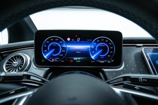 MERCEDES-BENZ EQE 300 *IVA DEDUCIBLE*