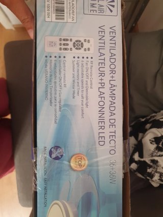 Lámpara de techo con función de ventilador