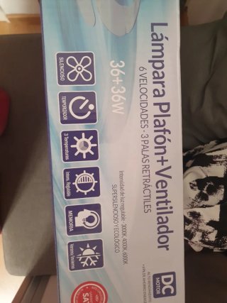 Lámpara de techo con función de ventilador