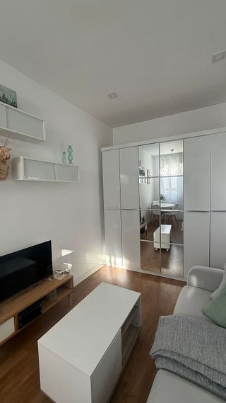 Piso en alquiler en Pacífico en Madrid