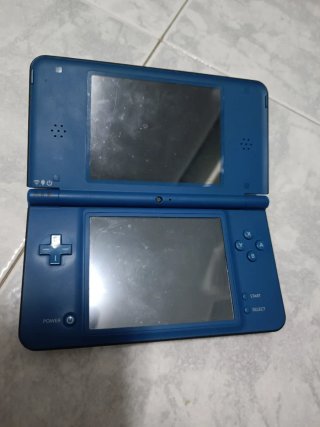Nintendo DSi XL