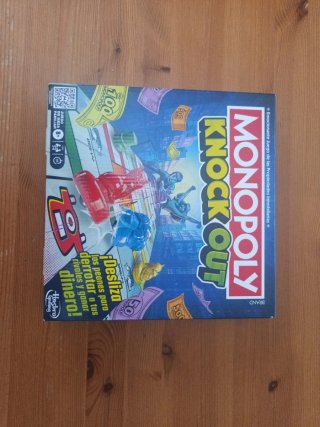 Monopoly Knock Out Juego de Mesa