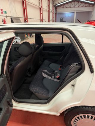 Renault Clio 1995