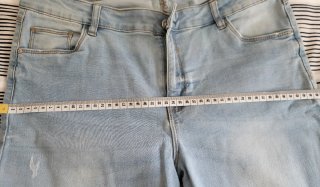 Pantalón vaquero Talla 42