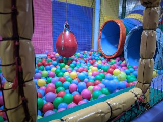Parque de bolas gigante para niños 7x5 metros