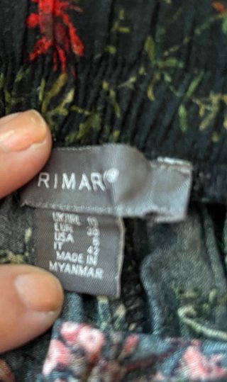 Falda pantalón floral Primark Talla 42