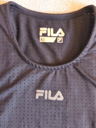 Camiseta deportiva Fila negra Talla XS