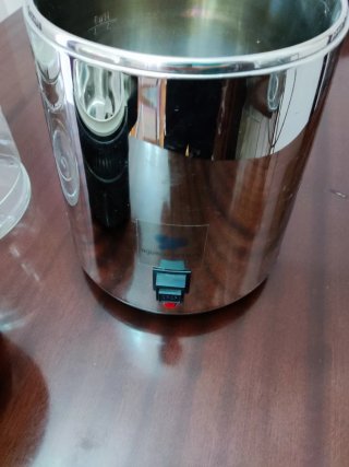 Destiladora de agua con jarra de cristal