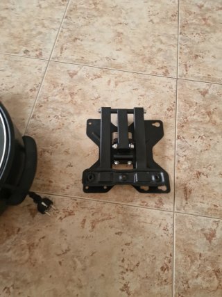 Soporte TV articulado negro