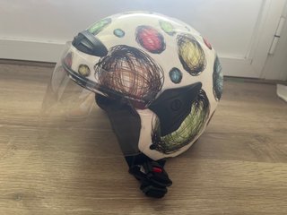 Casco moto infantil con visera. Talla S
