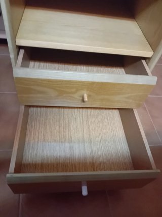 Escritorio de pino