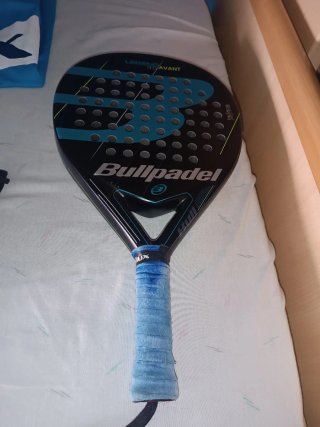 Equipamiento de pádel: Paletero, pala y zapatillas