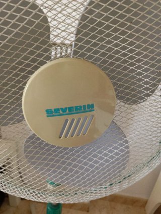 Ventilador Severin Pie Verde Blanco