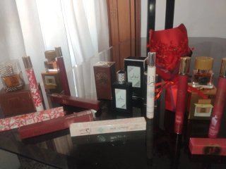 Perfumes Árabes Lattafa Marrón y Dorado
