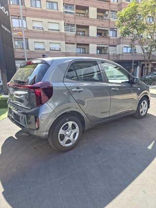 KIA PICANTO GERENCIA