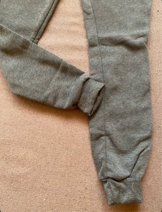 Pantalón chándal hombre.