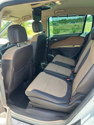 Opel Zafira 2012