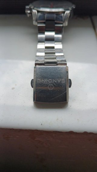 Reloj suizo Candino, Cronógrafo, cristal zafiro.