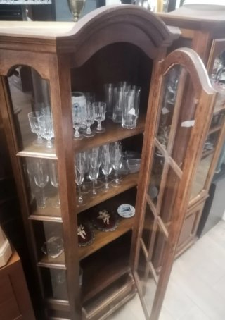 Gran vitrina CRISTAL Y MADERA noble