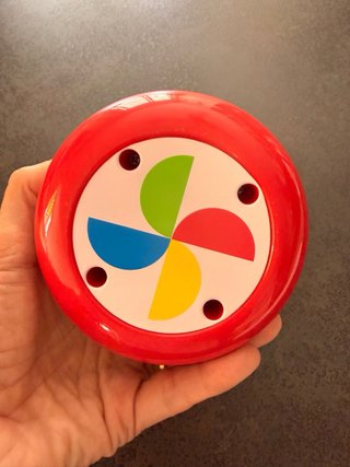 Sonajero Hape madera y plástico