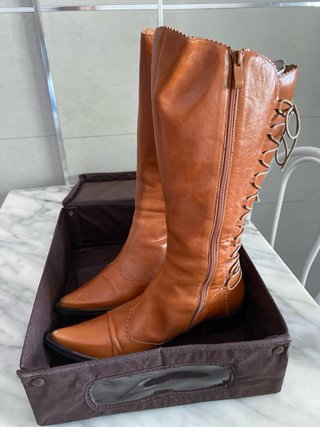 Botas altas camel talla 39
