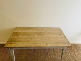 Mesa comedor francesa antigua