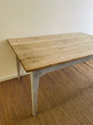 Mesa comedor francesa antigua